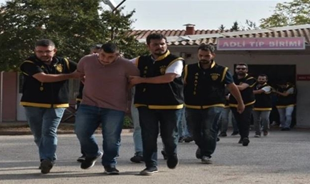 Yakalanmamak için muska yazdıran çete liderine hapis cezası