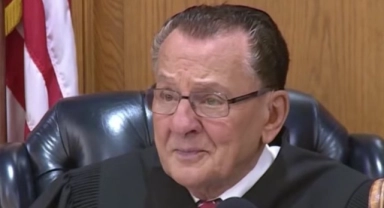 Yargıç Frank Caprio kanseri yendi
