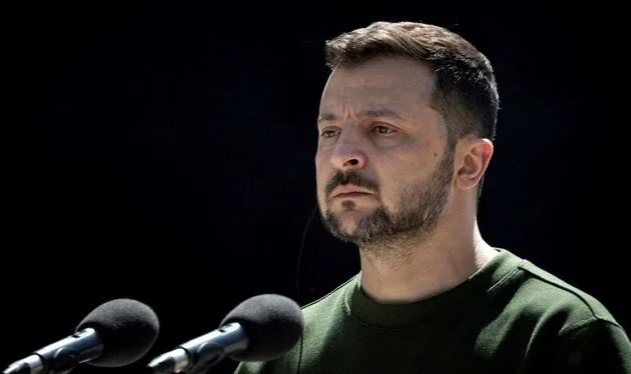 Zelenski: Doğu cephesinde inisiyatif Rusya'da