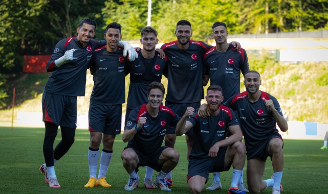 A Milli Takım'da Çekya maçı hazırlıkları sürüyor