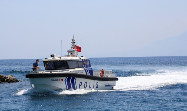 Antalya'da kayalıklarda ceset bulundu