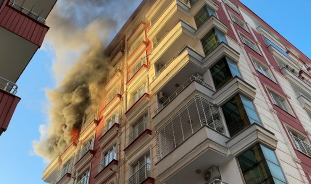 Apartmanda korkutan doğal gaz patlaması