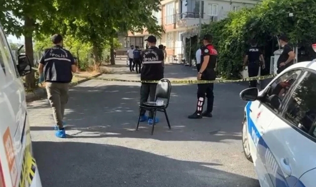 Avcılar'da maskeli saldırganlar kahvehaneyi taradı