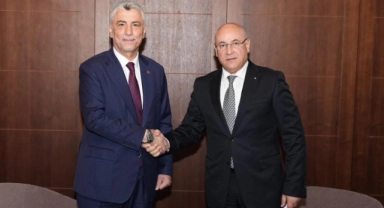 Bakan Bolat, Cezayirli mevkidaşı ile görüştü