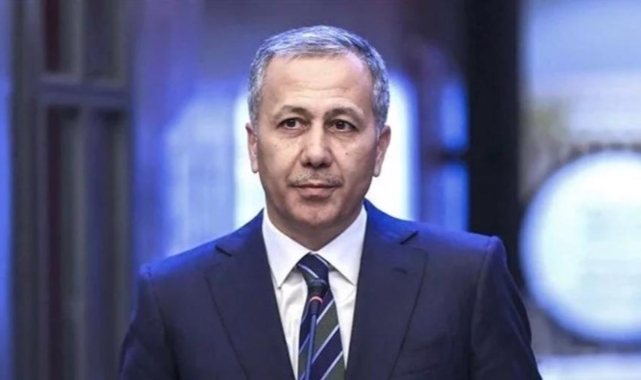Bakan Yerlikaya'dan depremzede aileye bayram mesajı!
