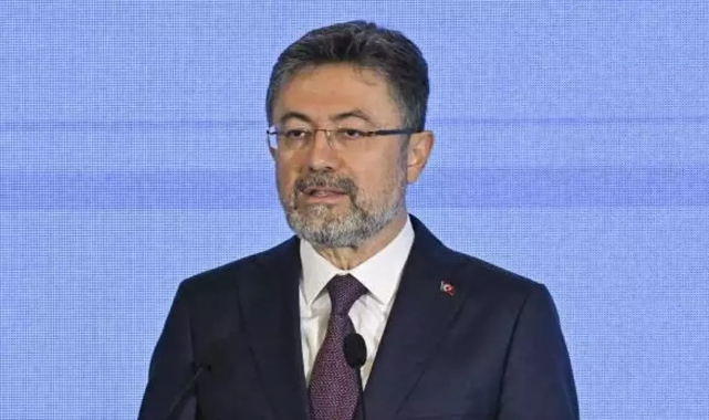 Bakan Yumaklı'dan Manisa'ya 'geçmiş olsun' telefonu!