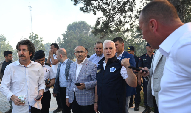 Vali Demirtaş ve Başkan Bozbey yangın bölgesinde!