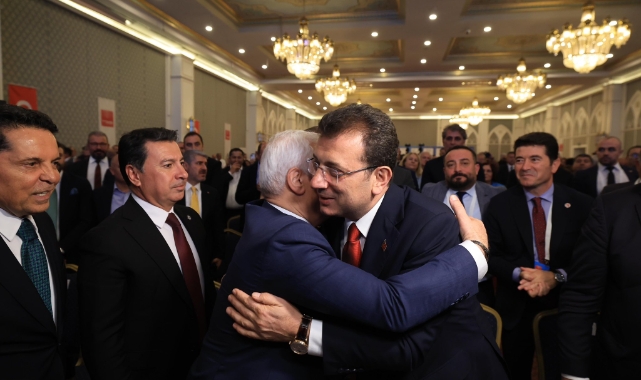 Başkan Mustafa Bozbey'den İmamoğlu'na tebrik mesajı