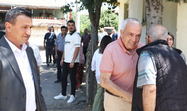 Başkan Özdemir Kuruçeşme'de vatandaşla buluştu