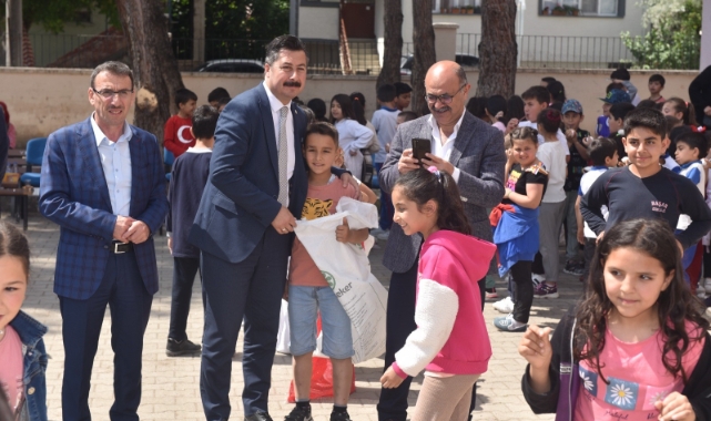 Başkan Özel: "Yenişehirli çocuklar çok şanslı"