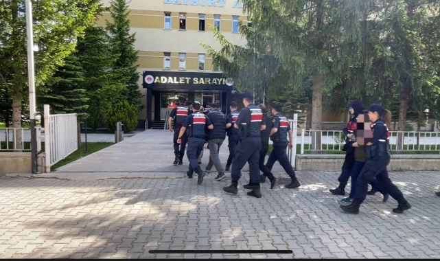 Bayburt'ta çok sayıda tarihi eser ele geçirildi! 