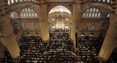 Bayram namazı saat kaçta kılınacak?