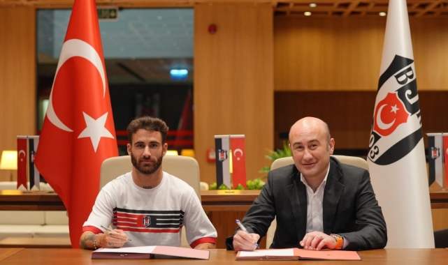 Beşiktaş, Rafa Silva'yı kadrosuna kattı