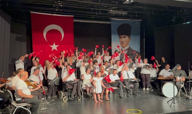 Bizim Ev katılımcılarından muhteşem konser!