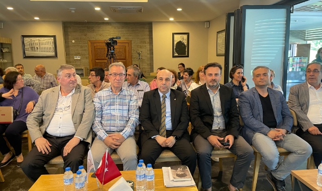 Bursa'da afetlere karşı yapılması gerekenler konuşuldu