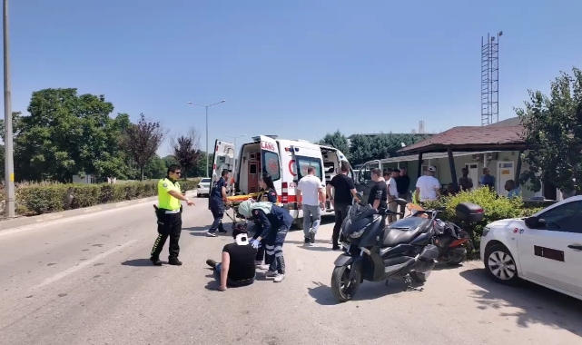 Bursa'da motosikletler kafa kafaya çarpıştı!