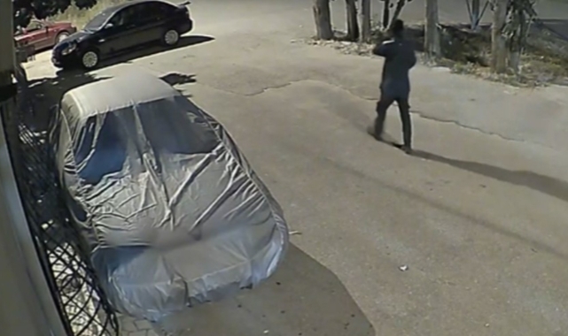Bursa'da pişkin hırsız önce kameraya, sonra polise yakalandı
