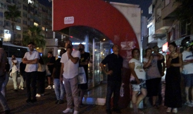 Çatıya çıkıp 2 saat polise ecel teri döktürdü