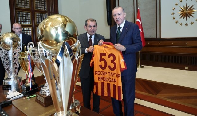 Cumhurbaşkanı Erdoğan, Galatasaray heyetini kabul etti