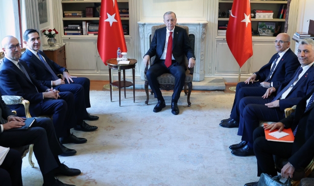 Cumhurbaşkanı Erdoğan, İspanya'da görüşmelerini sürdürüyor