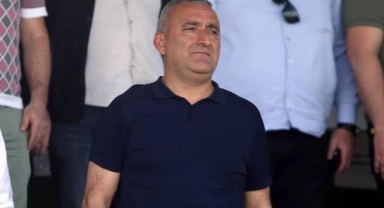 Ekrem Senal Karacabey Belediyespor'u bırakıyor