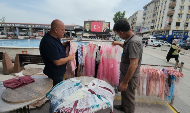 Fenomen muhtardan çocuklara bayram hediyesi