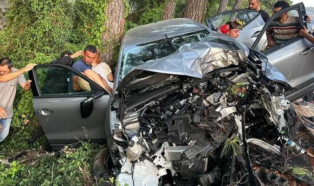 Göcek'te trafik kazası: 3'ü ağır, 4 yaralı