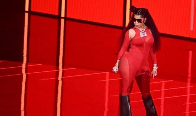 Gözaltına alınan Nicki Minaj’ın konseri iptal edildi