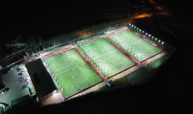 Hava sıcaklarına ferahlatan futbol!