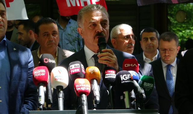 İsmet Büyükataman: Hakkari Belediyesi terörün pençesinden kurtarılmıştır