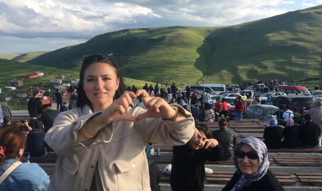 Karadağ sırtlarında Atatürk silüeti
