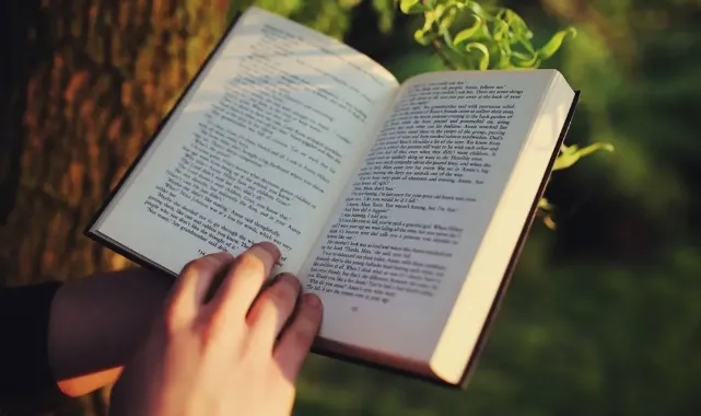 Kitap okumanın faydaları saymakla bitmiyor!