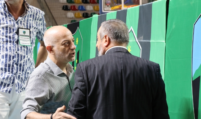 Kocaelispor'da olaylı kongre!