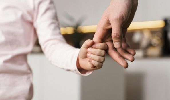 Korkuları olan çocukla nasıl iletişim kurulmalı?