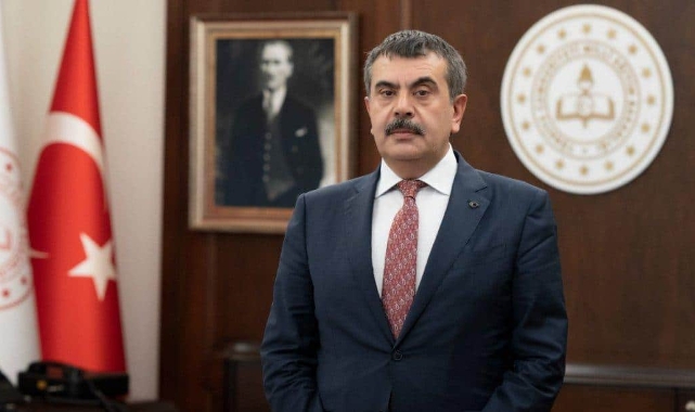 Milli Eğitim Bakanı Tekin'den müfredat açıklaması