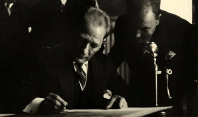 MSB Atatürk'ün orijinal imzasını paylaştı