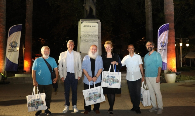 Mudanya'da Nazım Hikmet anıldı