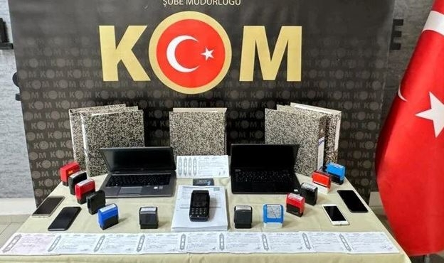 Naylon fatura ve vergi kaçakçılığı operasyonu: 3 gözaltı