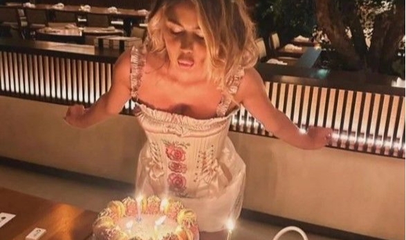 Nihal Candan'dan dikkat çeken doğum günü