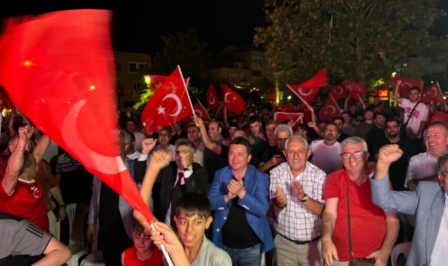 Osmangazi’nin meydanlarında milli heyecan