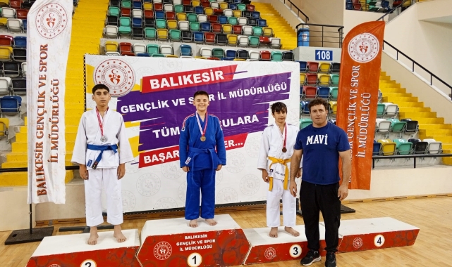 Osmangazili judocular başarıdan başarıya koşuyor!