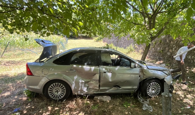 Otomobil 3 metrelik duvardan uçtu