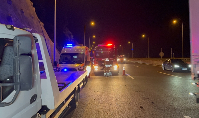 Otomobil kamyona ok gibi saplandı: 1 kişi hayatını kaybetti