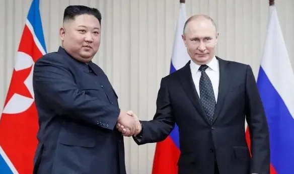Putin, 24 yıl sonra ilk kez Kuzey Kore’de