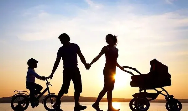 Sağlıklı bir çocuk psikolojisi için doğru anne-baba tavrı nasıl olmalı?
