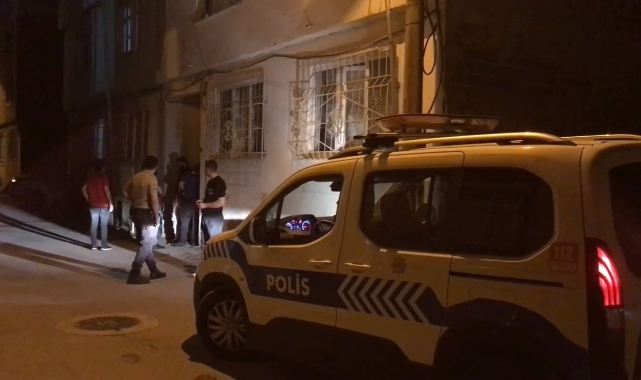 Silahını temizlerken kendini yaraladı