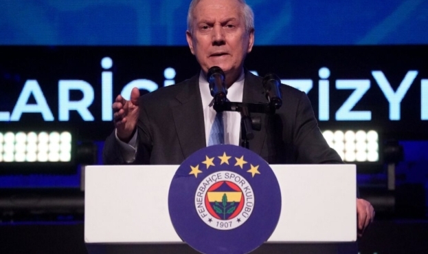 Stadı terk eden Aziz Yıldırım'dan ilk açıklama