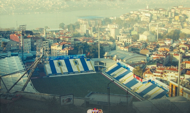 Süper Lig ekibi maçlarını oynayacağı stadı duyurdu