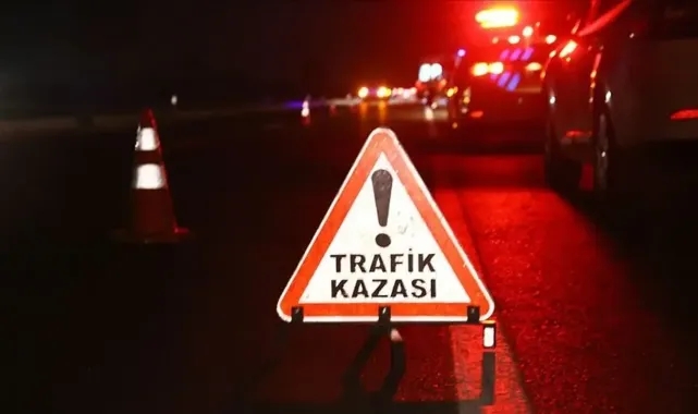 TAG Otoyolu'nda 4 aracın karıştığı kazada 3 kişi öldü