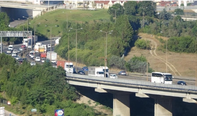 Tatilcilerin dönüş yolculuğu erken başladı!